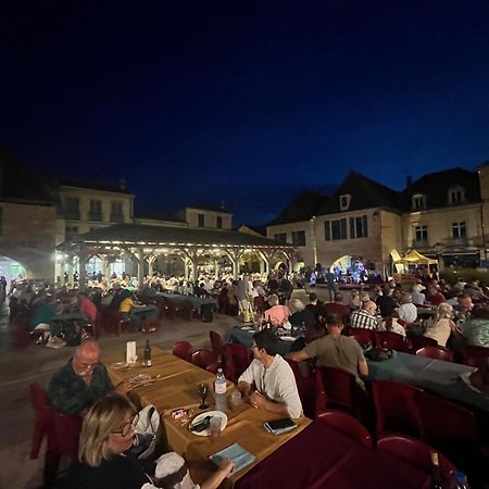 1 Rue Pasquet - 2 Double Rooms In The Main House Beaumont-du-Périgord 외부 사진